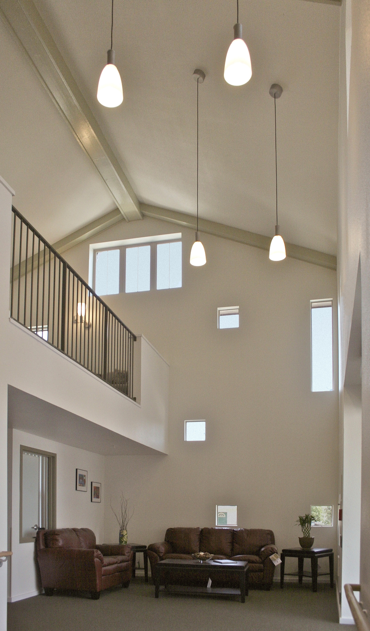 Lobby of Lincoln Oaks Apartments in Fremont, CA.