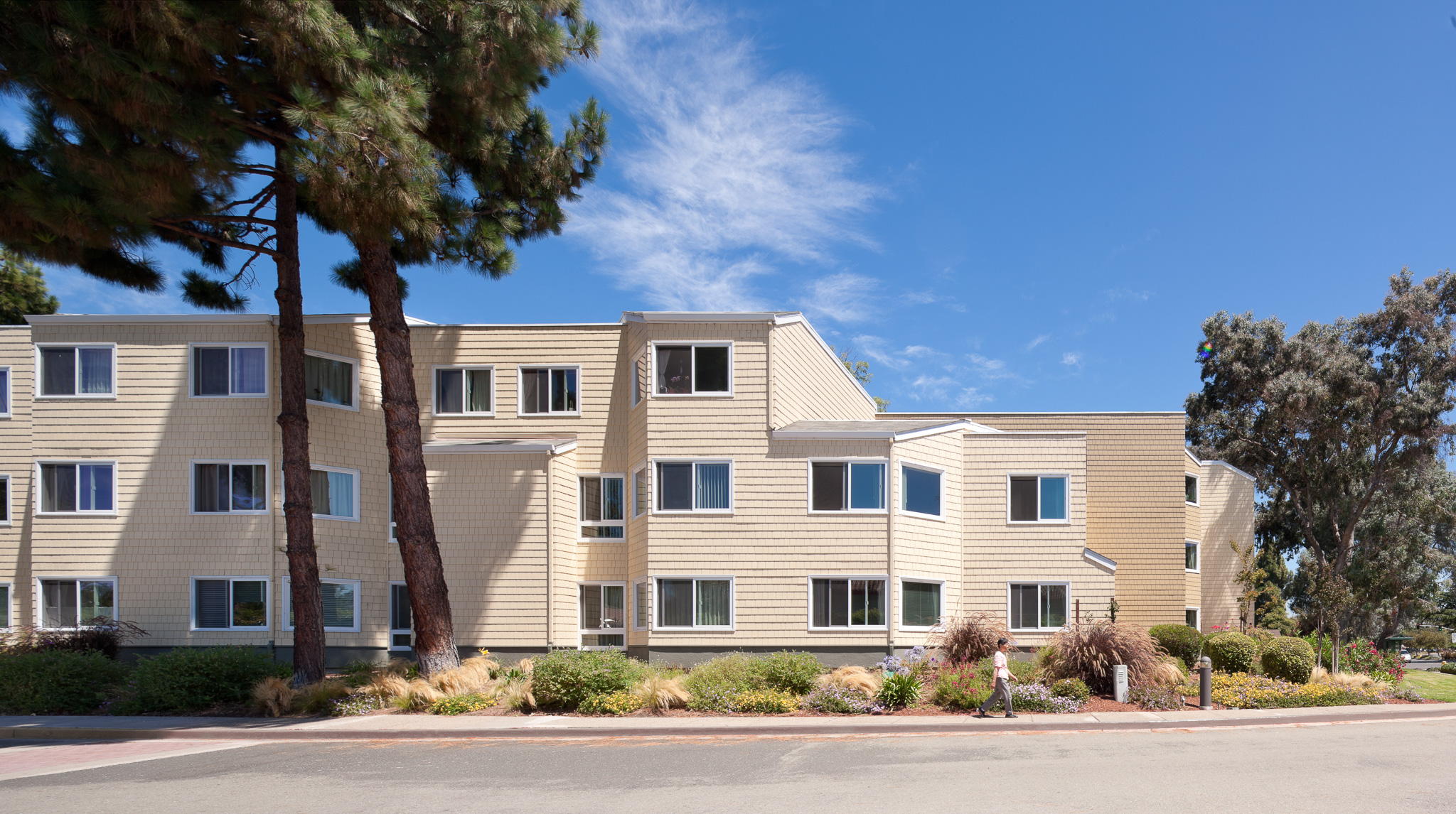 Side view of Newark Gardens in Newark, CA.