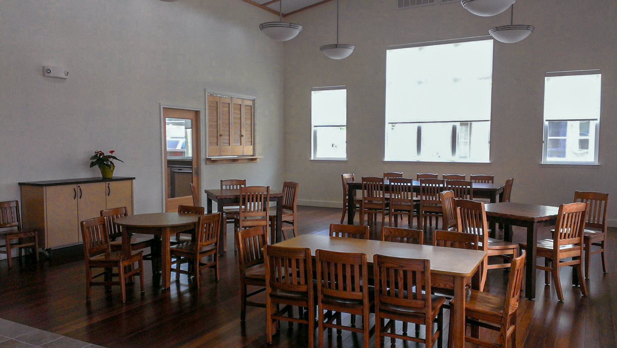Community room at Valley Oak Homes in Petaluma, CA